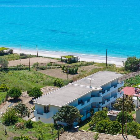 Aridas At The Beach Лурдата Екстериор снимка